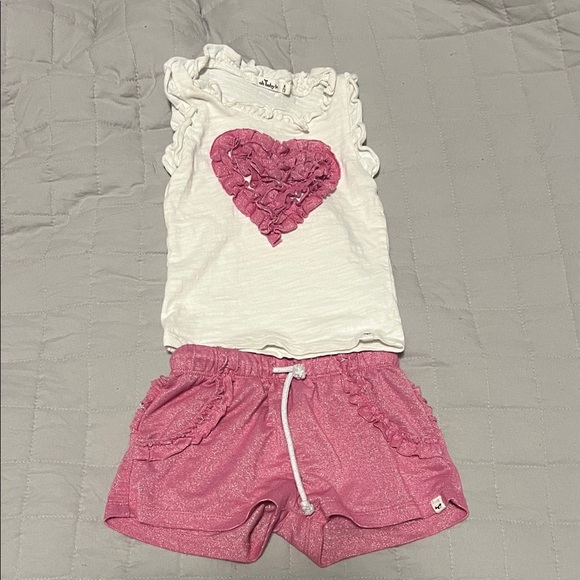 Oh Baby! Other - Oh baby Girls White Ruffle Heart Tank & Pink Ruffle Shorts Matching Set 6-12M